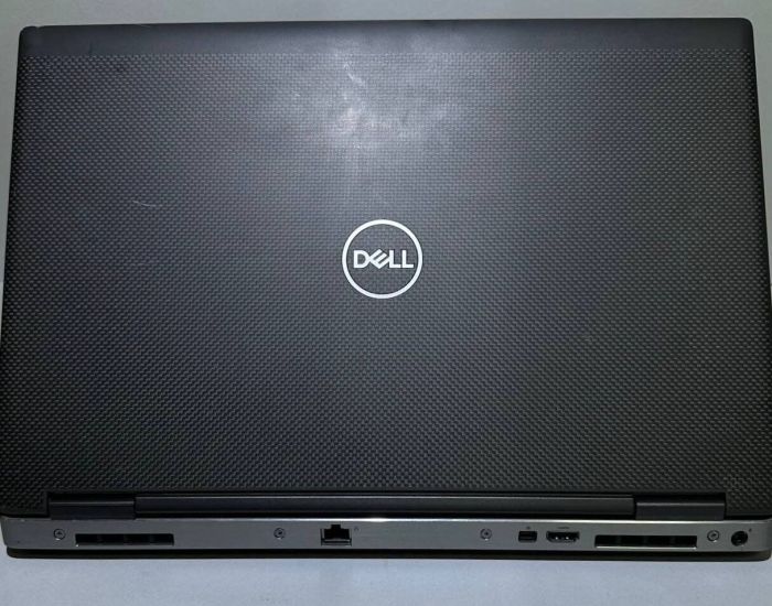 Мобільна робоча станція Б-клас Dell Precision 7540 / 15.6" (1920x1080) TN / Intel Xeon E2276M (6 (12) ядер по 2.8 - 4.7 GHz) / 32 GB DDR4 / 256 GB SSD + 256 GB SSD / nVidia Quadro RTX 3000, 6 GB GDDR6, 192-bit / WebCam / Win 11 Pro б/в - зображення 3