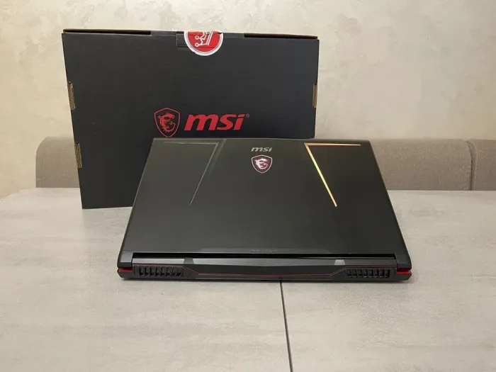 Ігровий ноутбук MSI Raider GE63 RGB 9SG / 15.6" (1920x1080) IPS / Intel Core i7-9750H (6 (12) ядер по 2.6 - 4.5 GHz) / 32 GB DDR4 / 512 GB SSD + 1000 GB HDD / nVidia GeForce RTX 2080, 8 GB GDDR6, 256-bit / WebCam б/в - зображення 7