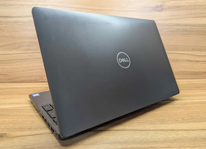 Ноутбук Б-клас Dell Precision 3540 / 15.6" (1920x1080) IPS / Intel Core i7-8565U (4 (8) ядра по 1.8 - 4.6 GHz) / 16 GB DDR4 / 512 GB SSD / AMD Radeon Pro WX 2100, 2 GB GDDR5, 64-bit / WebCam / Windows 10 б/в - зображення 7