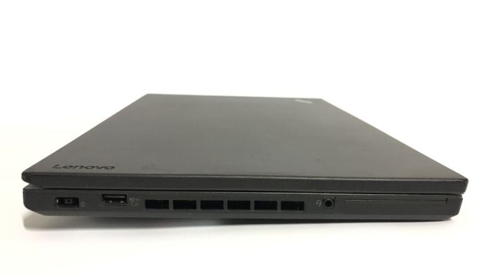 Ігровий ноутбук Lenovo ThinkPad T460p / 14" (1920x1080) IPS / Intel Core i7-6700HQ (4 (8) ядра по 2.6 - 3.5 GHz) / 8 GB DDR4 / 256 GB SSD / nVidia GeForce 940MX, 2 GB GDDR5, 64-bit / WebCam / Win 10 Home б/в - зображення 4