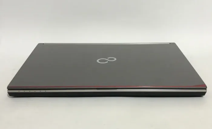 Мобільна робоча станція Б-клас Fujitsu Celsius H760 / 15.6" (1920x1080) IPS / Intel Core i5-6440HQ (4 ядра по 2.6 - 3.5 GHz) / 16 GB DDR4 / 256 GB SSD / nVidia Quadro M600M, 2 GB GDDR5, 128-bit / WebCam / Win 10 Pro б/в - зображення 6
