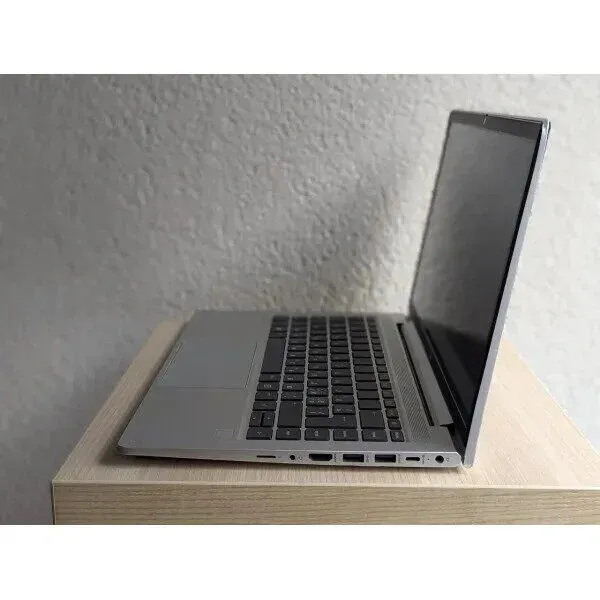 Ультрабук Б-клас HP ProBook 440 G8 / 14" (1920x1080) TN / Intel Core i3-1115G4 (2 (4) ядра по 3.0 - 4.1 GHz) / 16 GB DDR4 / 256 GB SSD / Intel UHD Graphics / WebCam б/в - зображення 6