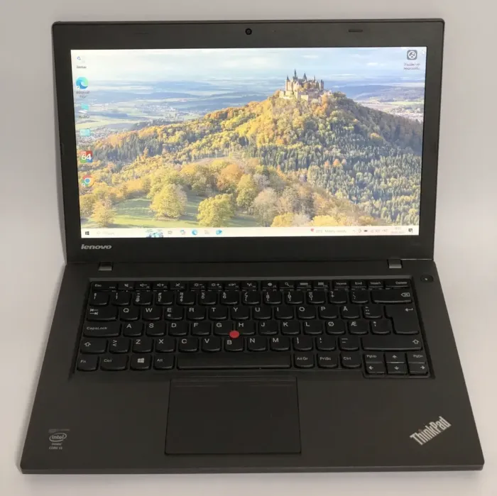 Ультрабук Lenovo ThinkPad T440 / 14" (1366x768) TN / Intel Core i3-4010U (2 (4) ядра по 1.7 GHz) / 4 GB DDR3 / 128 GB SSD / Intel HD Graphics 4400 / WebCam / Два АКБ б/в - зображення 2