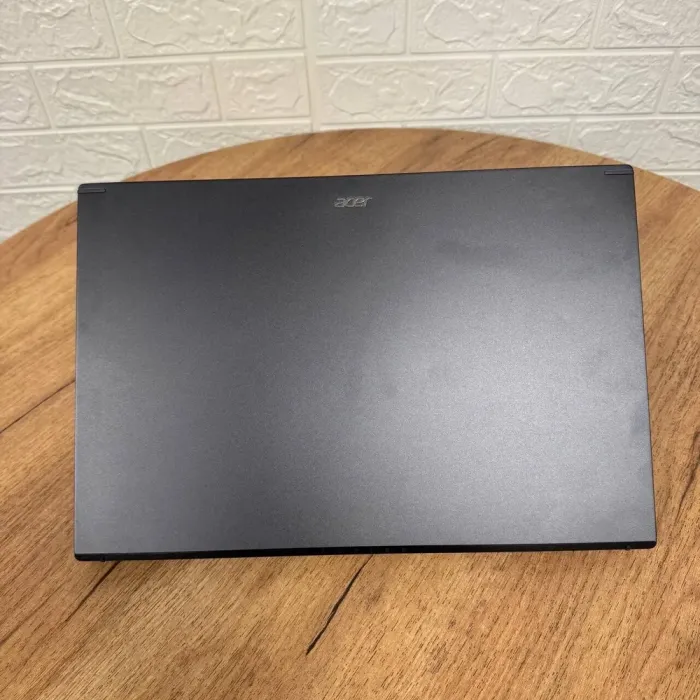 Ноутбук Б-клас Acer Aspire 7 A715-76 / 15.6" (1920x1080) IPS / Intel Core i7-12700H (14 (20) ядер по 3.5 - 4.7 GHz) / 16 GB DDR4 / 512 GB SSD / Intel Iris Xe Graphics / WebCam б/в - зображення 3