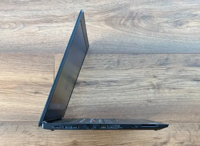 Ультрабук Lenovo ThinkPad T480s / 14" (1920x1080) IPS / Intel Core i5-8350U (4 (8) ядра по 1.7 - 3.6 GHz) / 8 GB DDR4 / 256 GB SSD / Intel UHD Graphics 620 / WebCam б/в - зображення 4