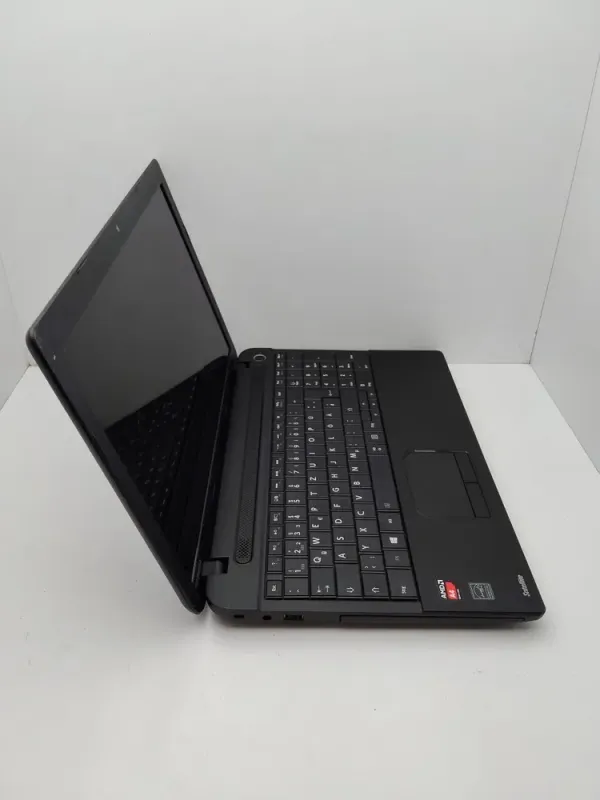 Ноутбук Toshiba Satellite C50 / 15.6" (1366x768) TN / AMD A4-5000 (4 ядра по 1.5 GHz) / 6 GB DDR3 / 320 GB HDD / AMD Radeon HD 8330 Graphics / WebCam б/в - зображення 5