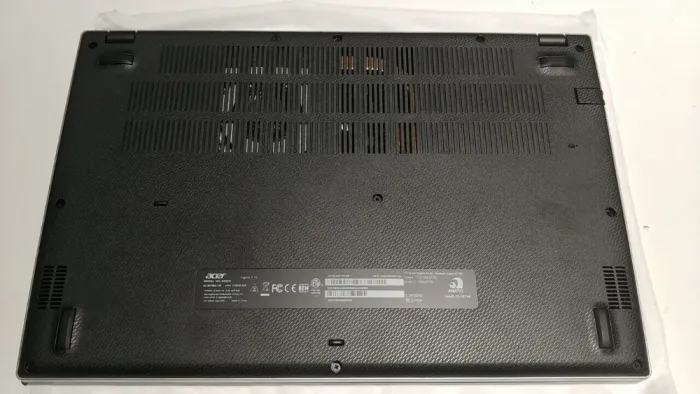 Ультрабук Acer Aspire 3 15 A315-44P-R7GS / 15.6" (1920x1080) TN / AMD Ryzen 7 5700U (8 (16) ядер по 1.8 - 4.3 GHz) / 16 GB DDR4 / 512 GB SSD / AMD Radeon Graphics / WebCam / Win 11 - зображення 6