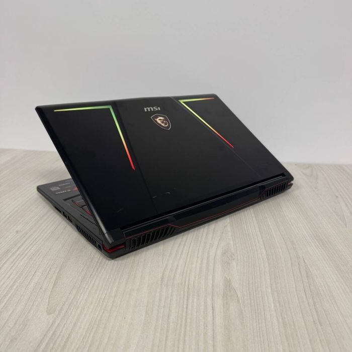 Ігровий ноутбук Б-клас MSI Raider GE63 RGB 9SE / 15.6" (1920x1080) IPS / Intel Core i7-9750H (6 (12) ядер по 2.6 - 4.5 GHz) / 16 GB DDR4 / 512 GB SSD NVMe / nVidia GeForce RTX 2060, 6 GB GDDR6, 192-bit / WebCam б/в - зображення 7