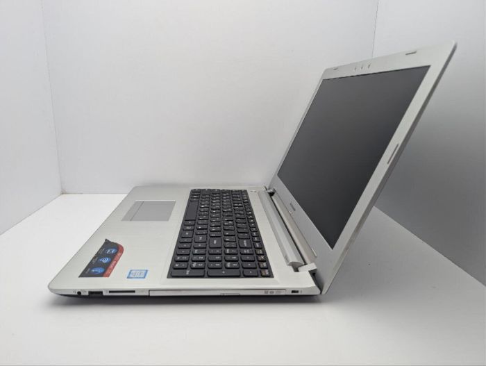 Ноутбук Lenovo IdeaPad 500-15ISK / 15.6" (1920x1080) TN / Intel Core i5-6200U (2 (4) ядра по 2.3 - 2.8 GHz) / 8 GB DDR3 / 128 GB SSD / Intel HD Graphics 520 / WebCam / DVD-ROM б/в - изображение 5