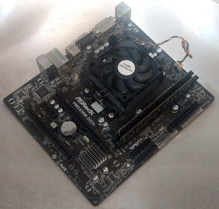 Комплект: Материнська плата ASRock FM2A58M-DG3+ / FM2+ / AMD A8-7600 (4 ядра по 3,1 - 3,8 ГГц) / 16 ГБ DDR3 / AMD Radeon R7 Graphics + Кулер б/в - зображення 6