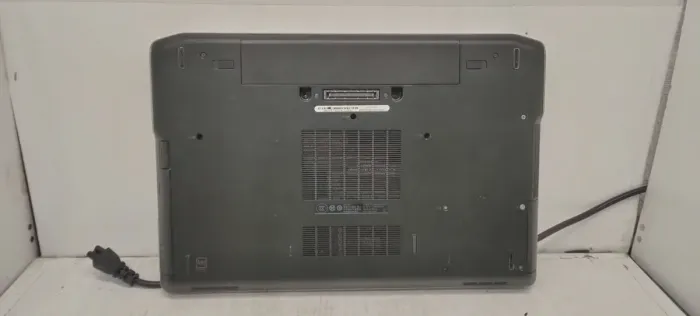 Ноутбук Б-клас Dell Latitude E6520 / 15.6" (1920x1080) TN / Intel Core i5-2520M (2 (4) ядра по 2.5 - 3.2 GHz) / 8 GB DDR3 / 500 GB HDD / nVidia NVS 4200M, 512 MB GDDR3, 64-bit / WebCam б/в - зображення 9