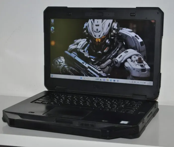 Захищений ноутбук Б-клас Dell Latitude 5414 Rugged / 14" (1366x768) TN / Intel Core i5-6300U (2 (4) ядра по 2.4 - 3.0 GHz) / 8 GB DDR4 / 240 GB SSD / Intel HD Graphics 520 / WebCam / Windows 11 Pro б/в - зображення 4