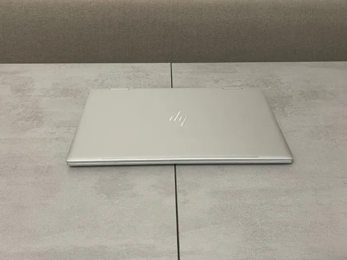 Ноутбук-трансформер HP Envy x360 15m-ed1013dx / 15.6" (1920x1080) IPS Touch / Intel Core i5-1135G7 (4 (8) ядра по 2.4 - 4.2 GHz) / 16 GB DDR4 / 256 GB SSD M.2 / Intel Iris X Graphics / WebCam б/в - зображення 10