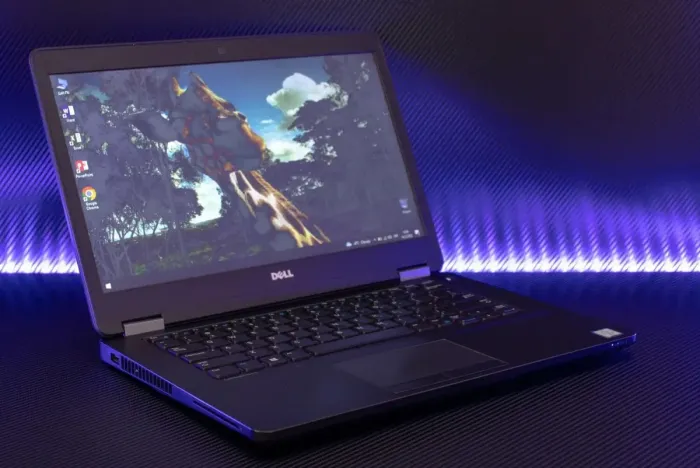 Ультрабук Б-клас Dell Latitude E5470 / 14" TN / Core i5-6300U (2(4) ядра по 2.4-3GHz) / 8GB DDR4 / 128GB SSD / HD Graphics 520 / WebCam / HDMI б/в - зображення 3