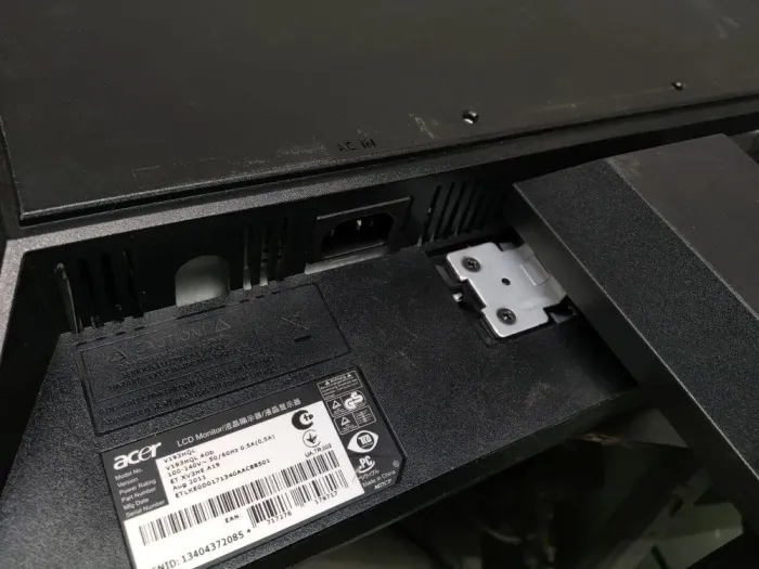 Монітор Б-клас Acer V193HQL/19" (1366x768) TN/VGA + кабелі в комплекті б/в - зображення 5