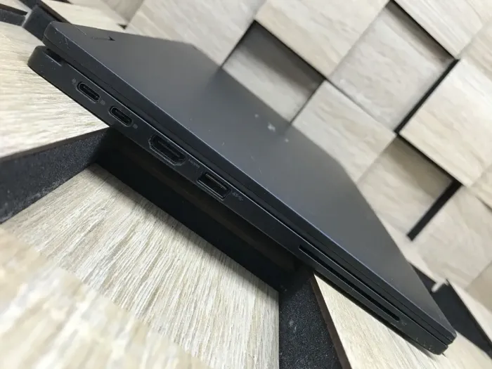 Нетбук-трансформер Б-клас Dell Latitude 5289 / 12.5" (1920x1080) IPS Touch / Intel Core i7-7600U (2 (4) ядра по 2.8 - 3.9 GHz) / 16 GB DDR3 / 256 GB SSD / Intel HD Graphics 620 / WebCam / Windows 10 б/в - зображення 5