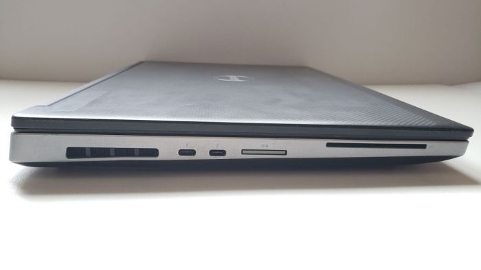 Мобільна робоча станція Dell Precision 7530 / 15,6" (1920x1080) IPS / Intel Core i7-8850H (6 (12) ядер по 2,6 - 4,3 ГГц) / 32 ГБ DDR4 / 128 ГБ SSD + 512 ГБ SSD / nVidia Quadro P1000, 4 ГБ GDDR5, 128-біт / WebCam б/в - зображення 4