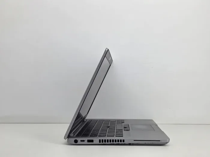 Ультрабук Б-клас Dell Latitude 5410 / 14" (1920x1080) TN / Intel Core i5-10310U (4 (8) ядра по 1.7 - 4.4 GHz) / 16 GB DDR4 / 512 GB SSD / Intel UHD Graphics / WebCam б/в - зображення 6