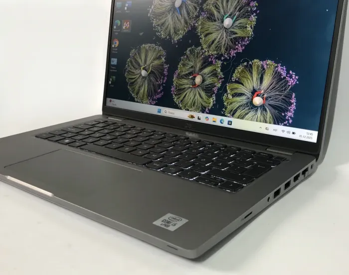 Ультрабук Б-клас Dell Latitude 5420 / 14" (1920x1080) IPS / Intel Core i5-10310U (4 (8) ядра по 1.7 - 4.4 GHz) / 16 GB DDR4 / 256 GB SSD / Intel Iris X Graphics / WebCam / Win 11 Pro б/в - зображення 9