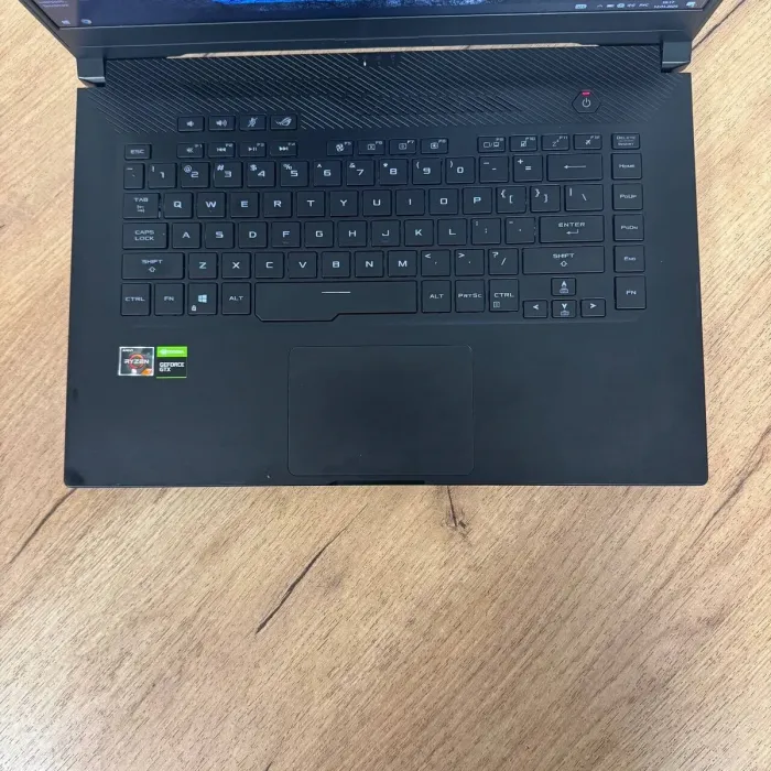 Ігровий ноутбук Б-клас Asus ROG Zephyrus GA502DU / 15.6" (1920x1080) IPS / AMD Ryzen 7 3750H (4 (8) ядра по 2.3 - 4.0 GHz) / 16 GB DDR4 / 512 GB SSD / nVidia GeForce GTX 1660 Ti Max-Q, 6 GB GDDR6, 192-bit б/в - зображення 7