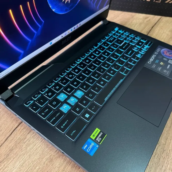 Ігровий ноутбук MSI Cyborg 15 A12VE / 15.6" (1920x1080) IPS / Intel Core i5-12450H (8 (12) ядер по 3.3 - 4.4 GHz) / 8 GB DDR5 / 512 GB SSD / nVidia GeForce RTX 4050, 6 GB GDDR6, 96-bit / WebCam б/в - зображення 8