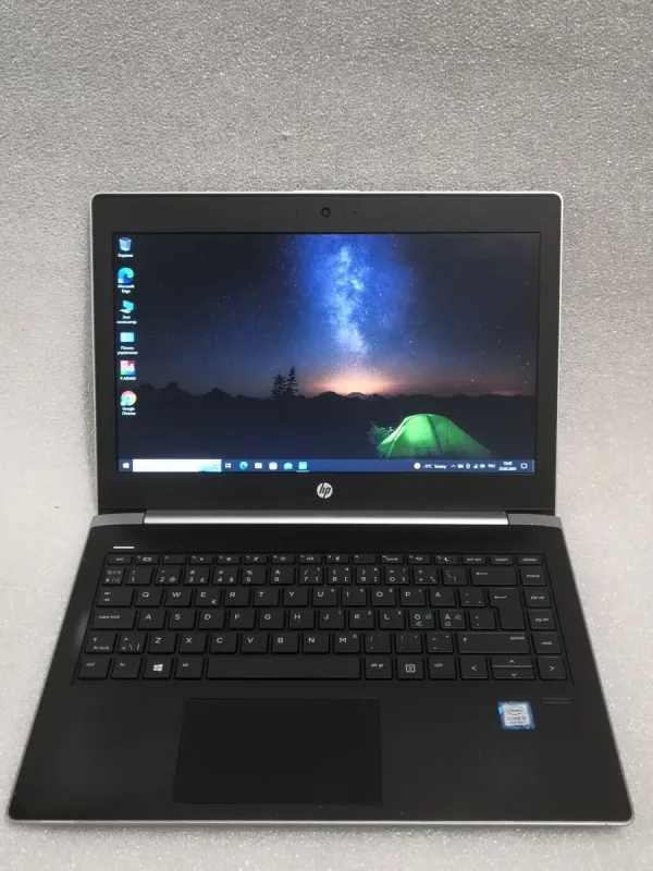 Ультрабук HP ProBook 430 G5 / 13.3" TN / Core i5-8250U (4 ядра по 1.6-3.4 GHz) / 8GB DDR4 / 240GB SSD / UHD Graphics 620 / WebCam / HDMI б/в - зображення 2