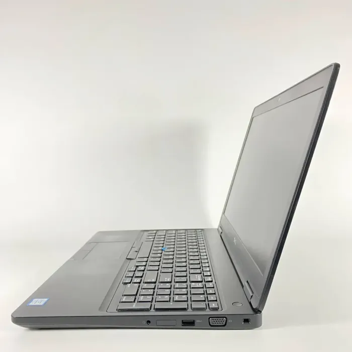 Ноутбук Б-клас Dell Latitude 5580 / 15.6" (1366x768) TN / Intel Core i7-7820HQ (4 (8) ядра по 2.9 - 3.9 GHz) / 16 GB DDR4 / 256 GB SSD / Intel HD Graphics 630 / WebCam / HDMI б/в - зображення 6