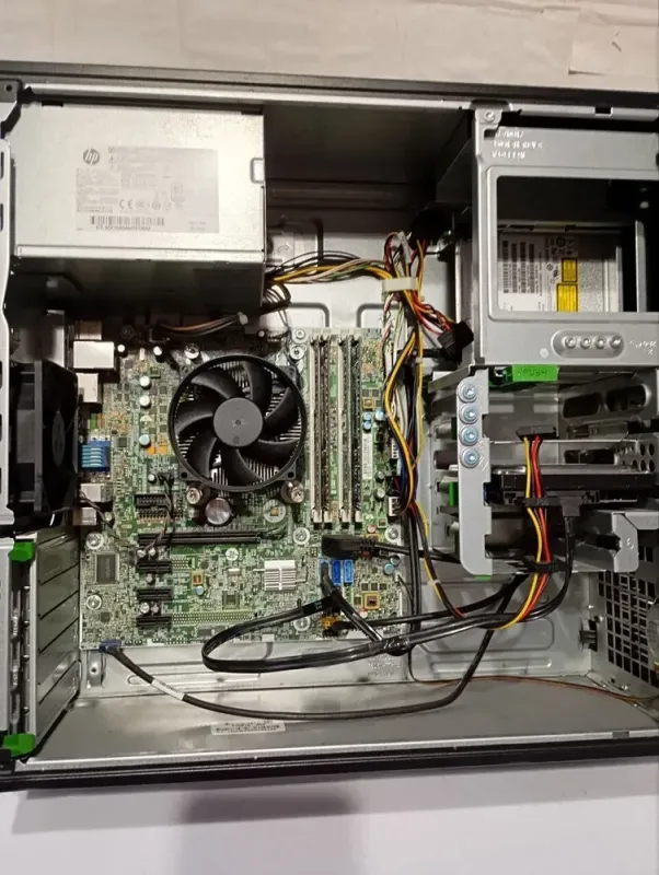 ПК Б-клас HP ProDesk 600 G1 Tower / Intel Core i5-4460 (4 ядра по 3.2 - 3.4 GHz) / 16 GB DDR3 / 120 GB SSD + 500 GB HDD / Intel HD Graphics 4600 / DVD-RW б/в - зображення 5