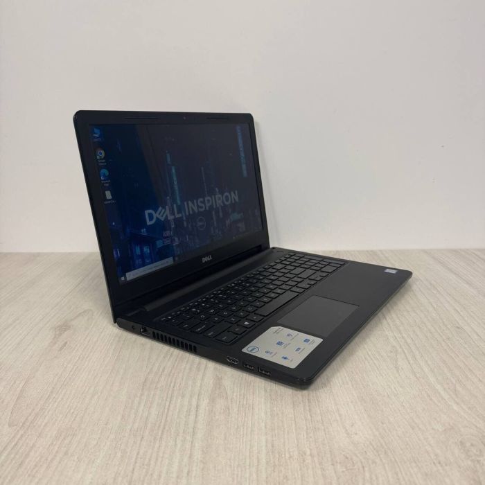 Ноутбук Dell Inspiron 3567 / 15.6" (1366x768) TN / Intel Core i5-7200U (2 (4) ядра по 2.5 - 3.1 GHz) / 8 GB DDR4 / 256 GB SSD / Intel HD Graphics 620 / WebCam б/в - зображення 7
