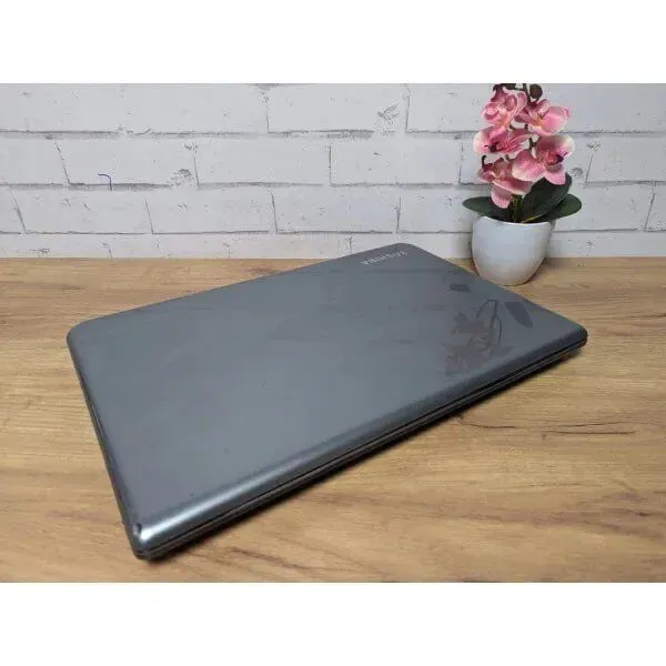 Ноутбук Toshiba Satellite L70-A-11R / 15.6" (1600x900) TN / Intel Core i5-4210M (2 (4) ядра по 2.6 - 3.2 GHz) / 8 GB DDR3 / 360 GB SSD / nVidia GeForce GT 740M, 2 GB GDDR3, 64-bit / WebCam / DVD-ROM б/в - зображення 6