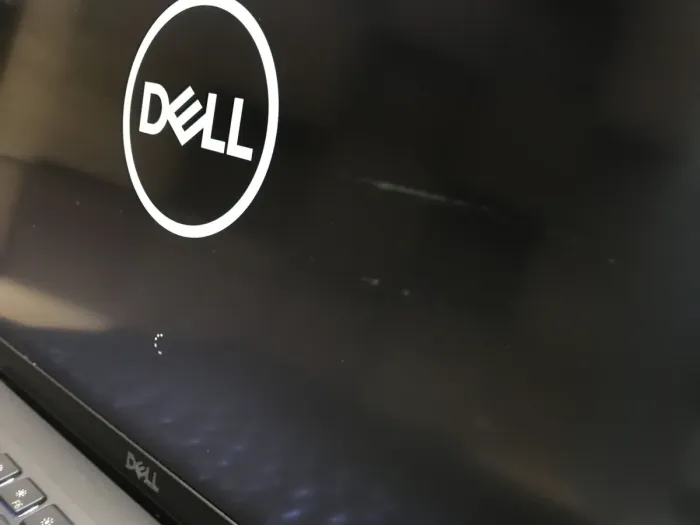 Ультрабук Б-клас Dell Latitude 7410 / 14" (1920x1080) IPS / Intel Core i5-10210U (4 (8) ядра по 1.6 - 4.2 GHz) / 8 GB DDR4 / 256 GB SSD M.2 / Intel UHD Graphics / WebCam / USB 3.2 / HDMI / Windows 10 б/в - зображення 10