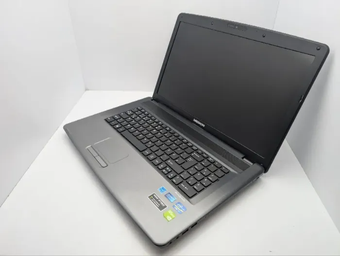 Ноутбук Medion Akoya P7818 / 17.3" (1600x900) TN / Intel Core i3-3110M (2 (4) ядра по 2.4 GHz) / 8 GB DDR3 / 750 GB HDD / nVidia GeForce GT 730M, 2 GB GDDR3, 128-bit / WebCam / DVD-ROM б/в - зображення 7