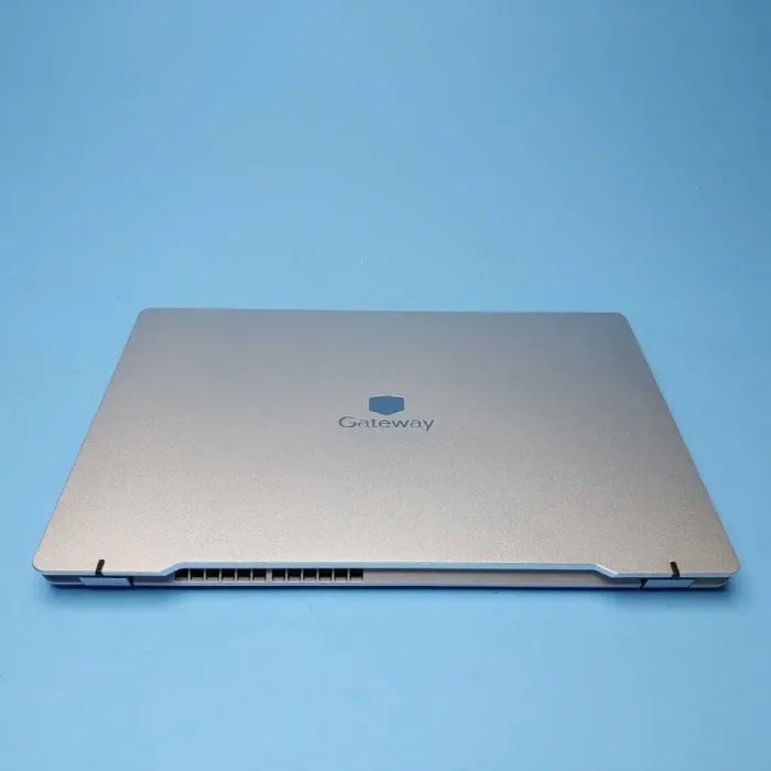 Ультрабук Gateway 14.1 Ultra Slim GWTC71427-SL / 14.1" (1920x1080) IPS Touch / Intel Core i7-1255U (10 (12) ядер по 3.5 - 4.7 GHz) / 8 GB DDR4 / 512 GB SSD / Intel Iris Xe Graphics / WebCam / Win 11 Home б/в - зображення 3