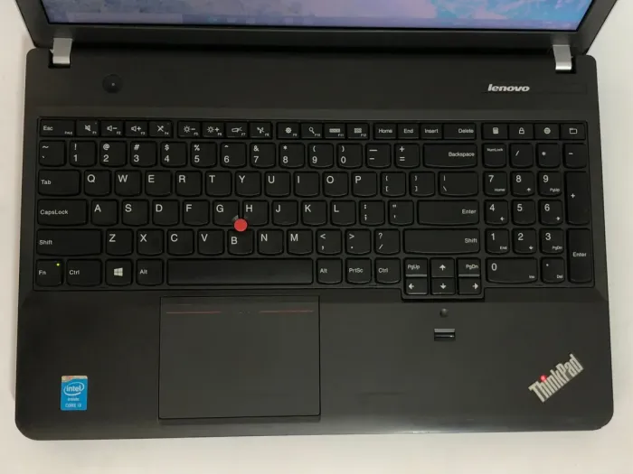 Ноутбук Б-клас Lenovo ThinkPad E540 / 15.6" (1366x768) TN / Intel Core i3-4000M (2 (4) ядра по 2.4 GHz) / 8 GB DDR3 / 128 GB SSD / Intel HD Graphics 4600 / WebCam / DVD-ROM / Win 10 Pro б/в - зображення 9