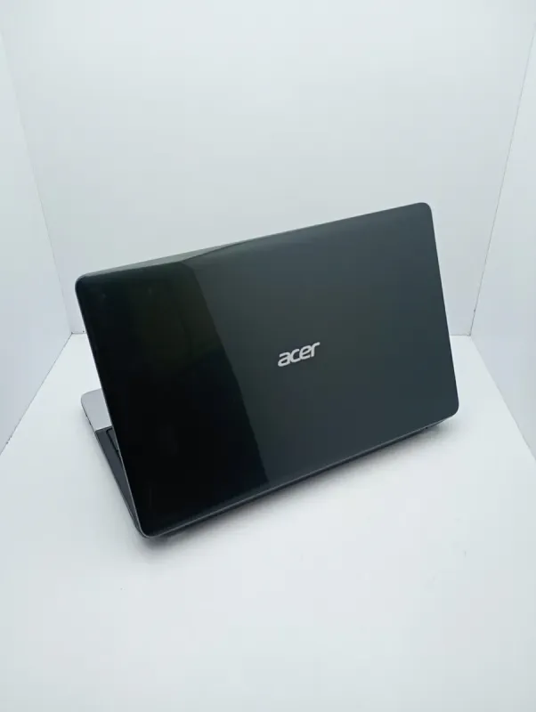 Ноутбук Acer Aspire E1-531 / 15.6" (1366x768) TN / Intel Pentium 2020M (2 ядра по 2.4 GHz) / 8 GB DDR3 / 320 GB HDD / Intel HD Graphics 2500 / WebCam б/в - зображення 8
