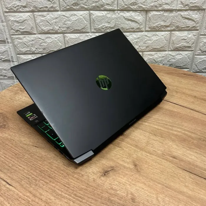 Ігровий ноутбук Б-клас HP Pavilion Gaming 15-ec0013dx / 15.6" (1920x1080) TN / AMD Ryzen 5 3550H (4 (8) ядер по 2.1 - 3.7 GHz) / 8 GB DDR4 / 256 GB SSD NVMe / nVidia GeForce GTX 1050, 3 GB GDDR5, 96-bit / WebCam б/в - зображення 6