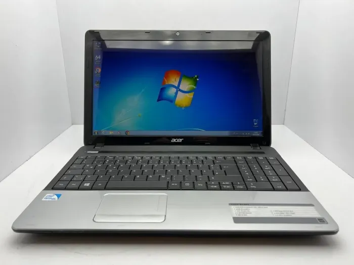 Ноутбук Acer Aspire E1-531 / 15.6" (1366x768) TN / Intel Pentium B960 (2 ядра по 2.2 GHz) / 4 GB DDR3 / 500 GB HDD / Intel HD Graphics / WebCam / АКБ не тримає б/в - зображення 2