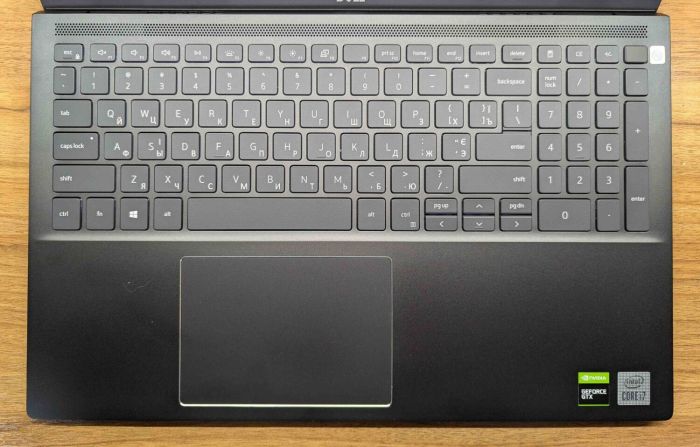 Ігровий ноутбук Dell Vostro 7500 / 15,6" (1920x1080) IPS / Intel Core i7-10750H (6 (12) ядер по 2,6 - 5,0 ГГц) / 16 ГБ DDR4 / 512 ГБ SSD / nVidia GeForce GTX 1650, 4 ГБ GDDR6, 128-біт / Веб-камера / TouchID / Windows 10 б/в - зображення 3