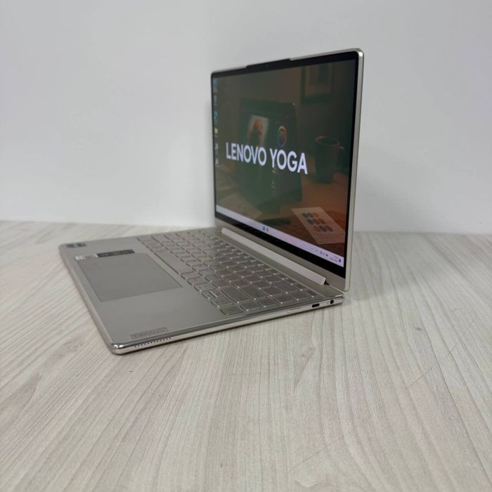 Ультрабук-трансформер Б-клас Lenovo Yoga 9 14IRP8 / 14" (2880x1800) OLED Touch / Intel Core i7-1360P (12 (16) ядер по 2.2 - 5.0 GHz) / 16 GB DDR5 / 512 GB SSD NVMe / Intel Iris Xe Graphics / WebCam б/в - зображення 5
