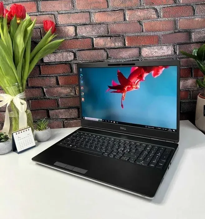 Мобільна робоча станція Dell Precision 7550 / 15.6" (1920x1080) IPS / Intel Core i7-10850H (6 (12) ядер по 2.7 - 5.1 GHz) / 32 GB DDR4 / 512 GB SSD M.2 / nVidia Quadro RTX 5000, 16 GB GDDR6, 256-bit / WebCam / Win 10 Pro б/в - зображення 7