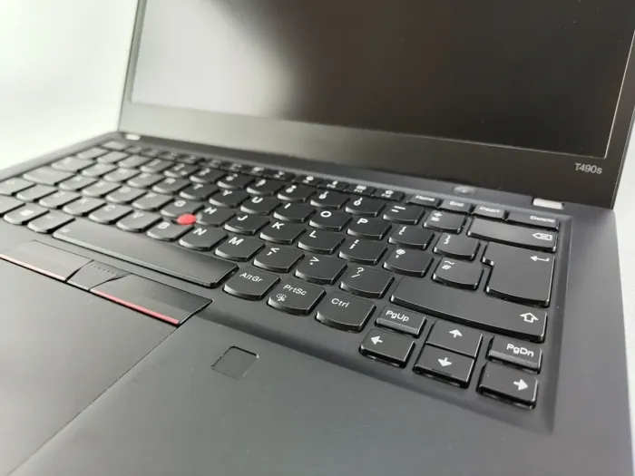Ультрабук Lenovo ThinkPad T490s / 14" (1920x1080) IPS / Intel Core i7-8665U (4 (8) ядра по 1.9 - 4.8 GHz) / 8 GB DDR4 / 240 GB SSD / Intel UHD Graphics / WebCam б/в - зображення 3