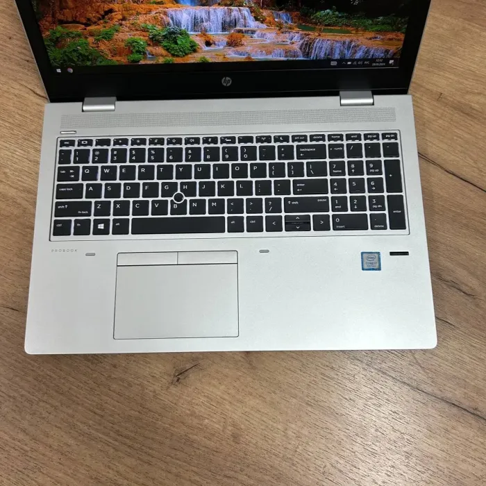 Ноутбук Б-клас HP ProBook 650 G4 / 15.6" (1920x1080) IPS / Intel Core i7-8550U (4 (8) ядра по 1.8 - 4.0 GHz) / 16 GB DDR4 / 256 GB SSD / Intel UHD Graphics 620 / WebCam б/в - зображення 7