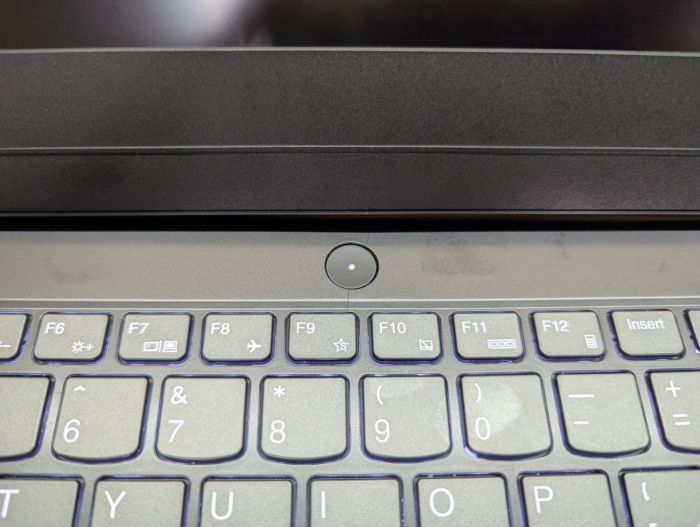 Ігровий ноутбук Б-клас Lenovo IdeaPad Gaming 3 15IAH7 / 15.6" (1920x1080) IPS / Intel Core i5-12450H (8 (12) ядер по 3.3 - 4.4 GHz) / 16 GB DDR4 / 512 GB SSD / nVidia GeForce RTX 3050, 4 GB GDDR6, 128-bit / WebCam / Windows 11 б/в - зображення 3