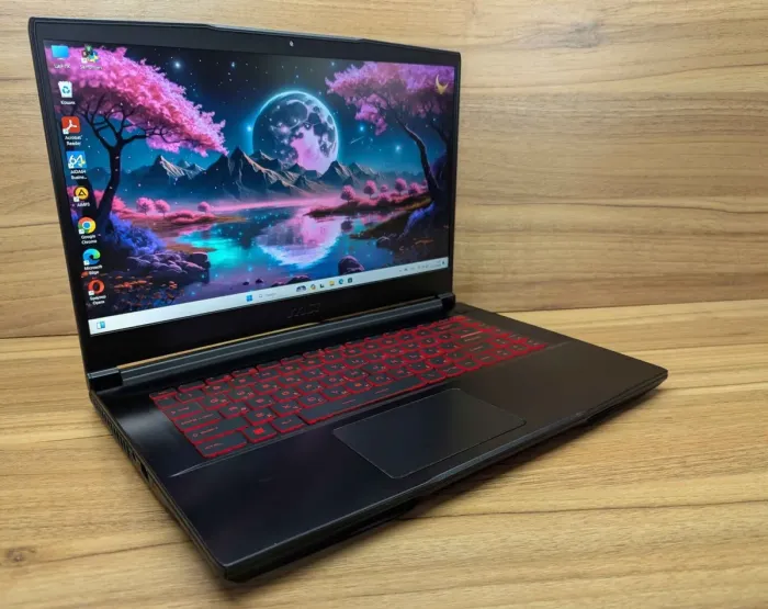 Ігровий ноутбук MSI Thin GF63 / 15.6" (1920x1080) IPS / Intel Core i5-12450H (8 (12) ядер по 3.3 - 4.4 GHz) / 16 GB DDR4 / 512 GB SSD / nVidia GeForce RTX 2050, 4 GB GDDR6, 64-bit / WebCam / Windows 10 б/в - зображення 4
