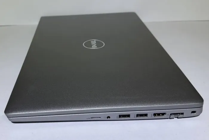 Ноутбук Б-клас Dell Precision 3560 / 15.6" (1920x1080) IPS / Intel Core i7-1185G7 (4 (8) ядра по 1.2 - 4.8 GHz) / 16 GB DDR4 / 512 GB SSD / Intel Iris Xe Graphics / WebCam б/в - зображення 9