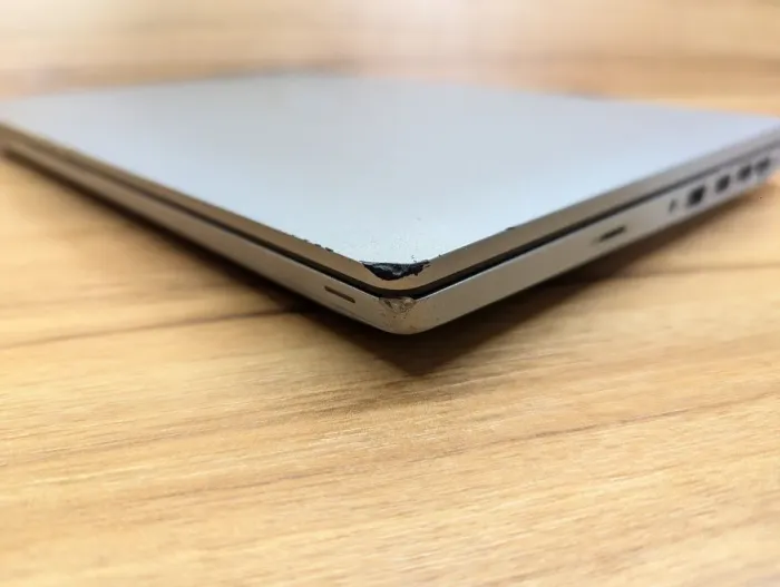 Ультрабук Б-клас Dell Latitude 5420 / 14" (1920x1080) IPS / Intel Core i7-1165G7 (4 (8) ядра по 2.8 - 4.7 GHz) / 16 GB DDR4 / 512 GB SSD / Intel Iris Xe Graphics / WebCam / Windows 10 б/в - зображення 3