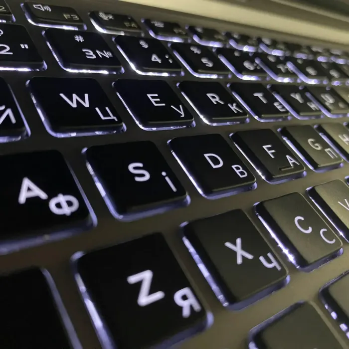 Ультрабук Dell Latitude 7400 / 14" (1920x1080) IPS / Intel Core i5-8365U (4 (8) ядра по 1.6 - 4.1 GHz) / 16 GB DDR4 / 256 GB SSD / Intel UHD Graphics / WebCam / HDMI б/в - зображення 4