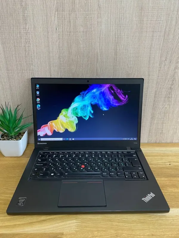 Ноутбук Б-клас Lenovo ThinkPad T440s / 14" (1600x900) TN / Intel Core i5-4300U (2 (4) ядра по 1.9 - 2.9 GHz) / 8 GB DDR3 / 128 GB SSD / Intel HD Graphics 4400 / WebCam / VGA б/в - зображення 2