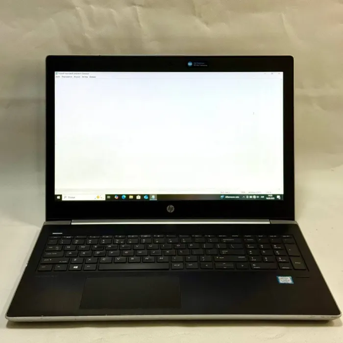 Ноутбук Б-клас HP ProBook 450 G5 / 15.6" (1920x1080) IPS / Intel Core i5-8250U (4 (8) ядра по 1.6 - 3.4 GHz) / 8 GB DDR4 / 256 GB SSD M.2 / Intel UHD Graphics 620 / WebCam / Windows 10 Pro б/в - зображення 3