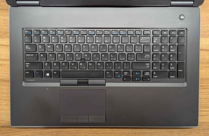 Мобільна робоча станція Dell Precision 7740 / 17.3" (1920x1080) IPS / Intel Xeon E-2276M (6 (12) ядер по 2.8 - 4.7 GHz) / 32 GB DDR4 / 512 GB SSD + 512 GB SSD / nVidia Quadro RTX 4000, 8 GB GDDR6, 256-bit / WebCam / Windows 10 б/в - зображення 3